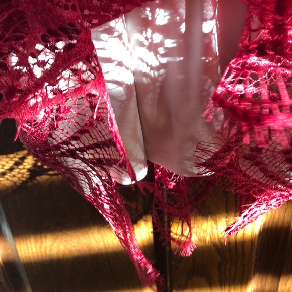 BRAND NEW RED LACE DRESS - Picture 5 of 6